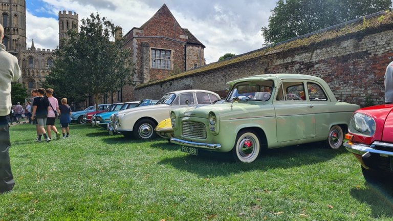 Ford-Pop.jpg:oar:1:326