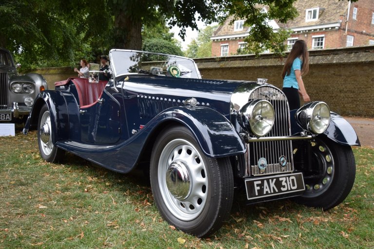 Morgan.jpg:oar:1:702